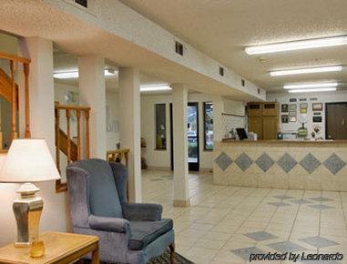 Super 8 By Wyndham Redding Hotel Interior photo